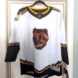 Boston Bruins Hockey Jersey Pooh Retro